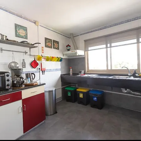 Sky Hostel *