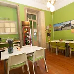 Sky Hostal Oporto